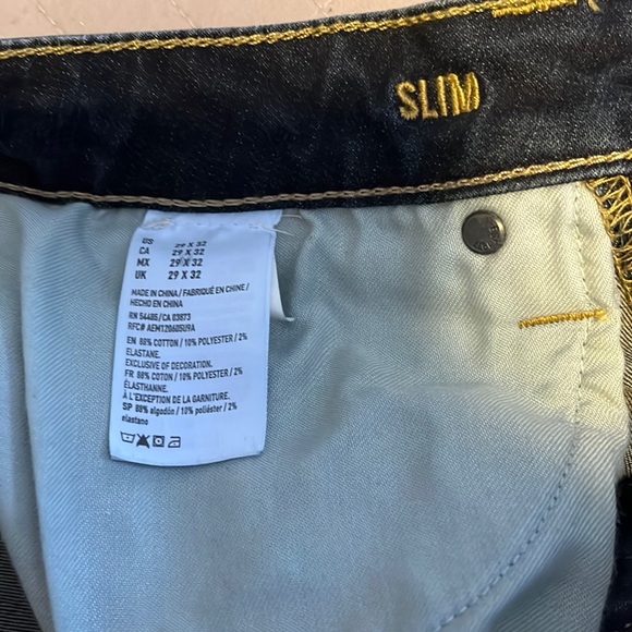 American Eagle Blue Jeans - Picture 3 of 3